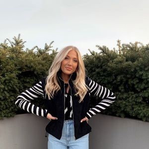 Corduroy Puff Vest// black